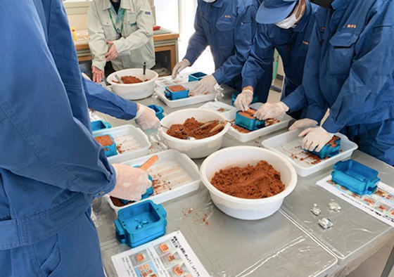 鋳造体験実習
